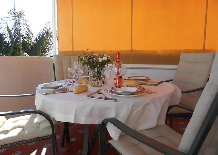 Apartamento Playa De Regla, Aire Acondicionado, Garaje